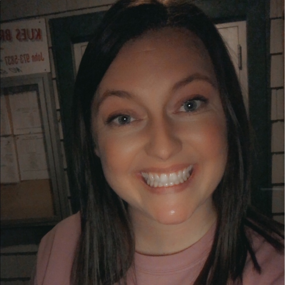 Meet your Posher, Kimberly